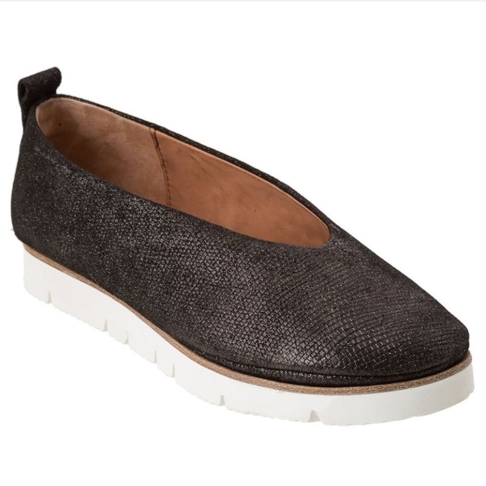 GENTLE SOULS Kenneth Cole DEMI  slip on flat 9